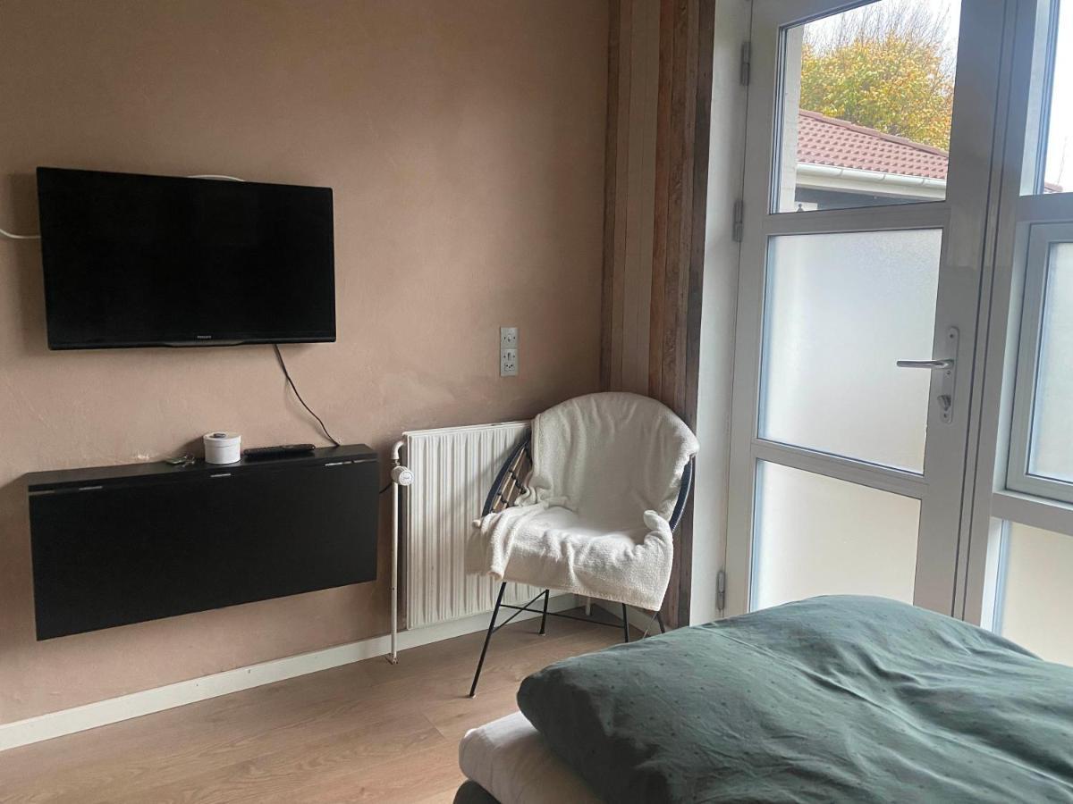 Tornby Guesthouse (Adults Only) Хиртсхалс Екстериор снимка
