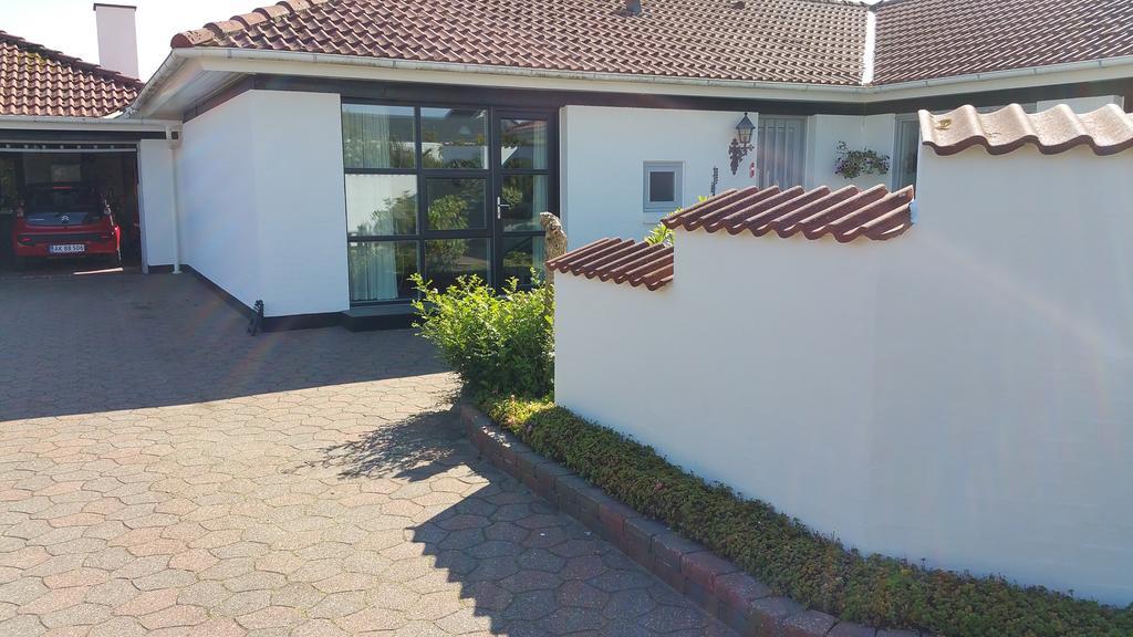 Tornby Guesthouse (Adults Only) Хиртсхалс Екстериор снимка